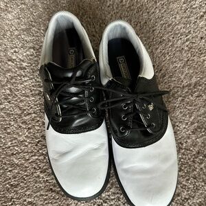 Women’s Classic Dryjoy  from Footjoy Golf Shoes Size 9